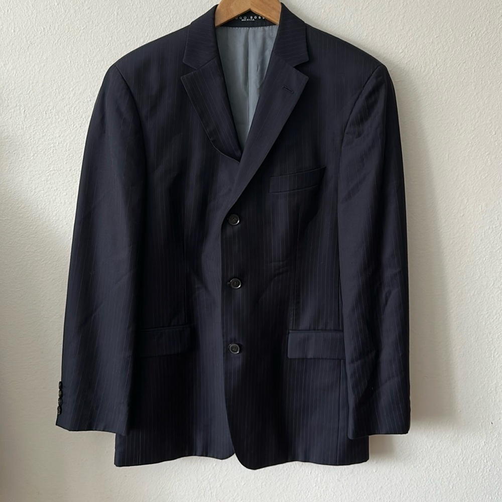 Hugo Boss 40R Rosselini Movie navy pinstripe wool blazer jacket great condition